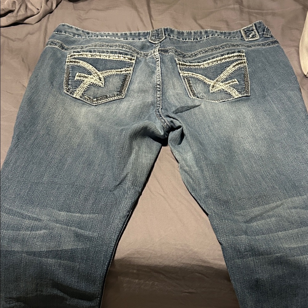 Amethyst Jeans Women's Boot Cut in Blue